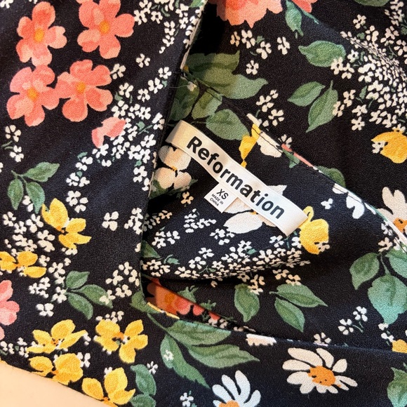 Reformation Marlowe Mini Slip Dress – Black Floral - Picture 4 of 4